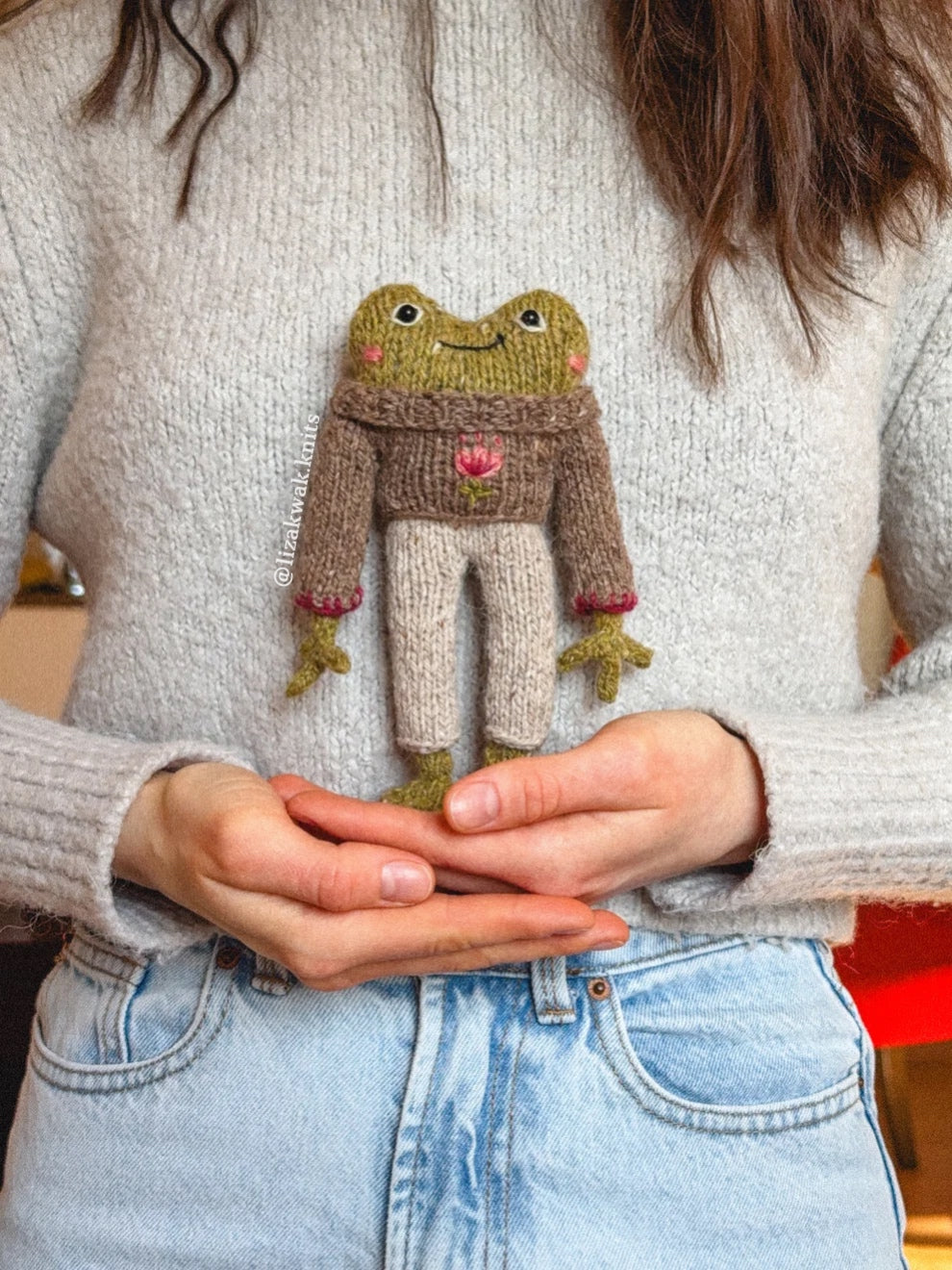 Lukash the Frog Knitting Pattern